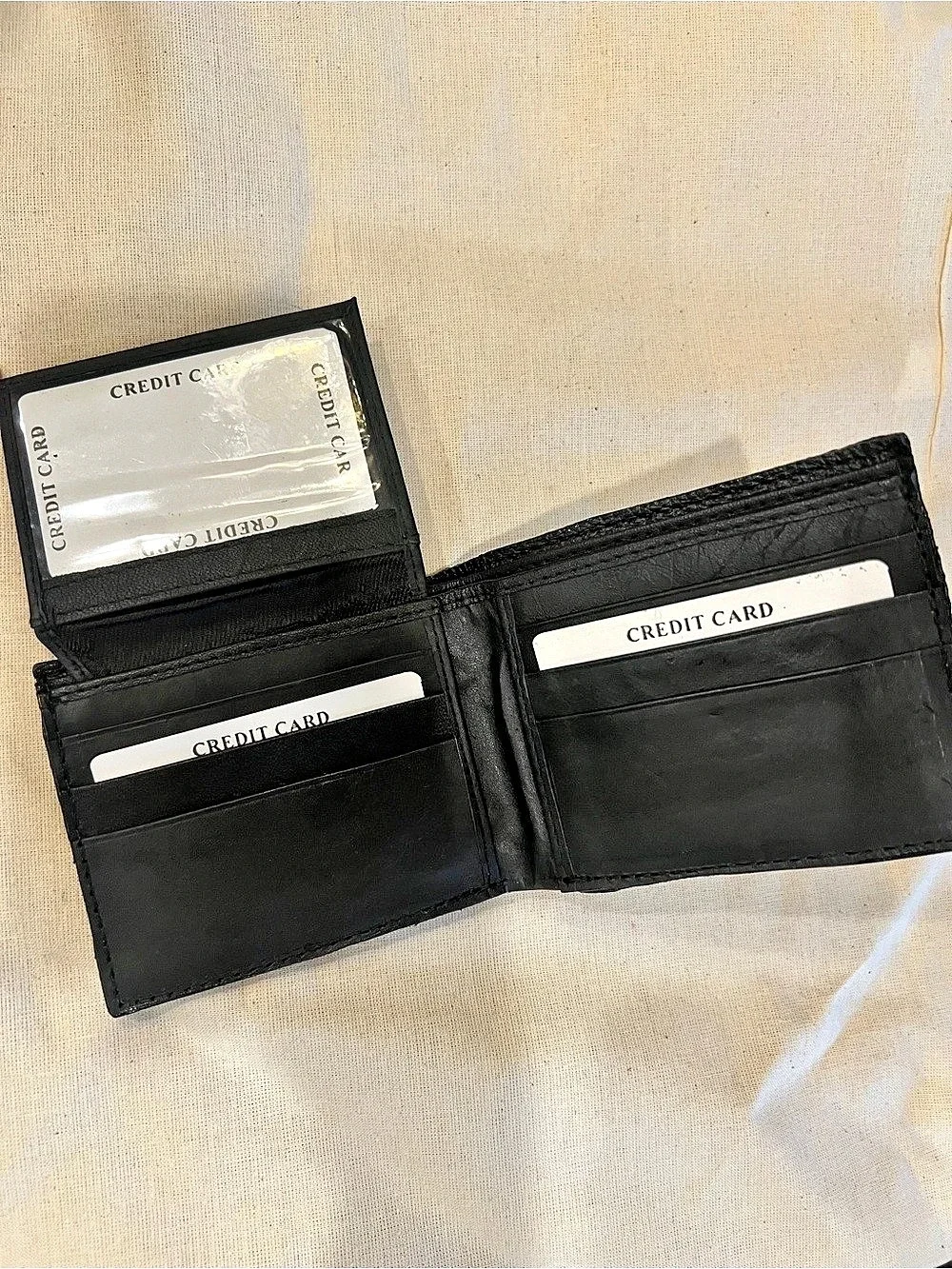 Stingray Handcrafted Genuine Exotic Leather Black Bifold Men’s Wallet New